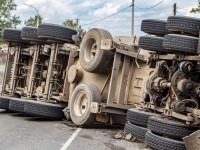 what-to-do-after-houston-truck-accident-scaled-1.jpg